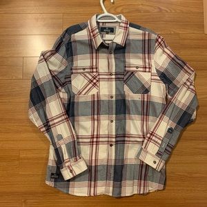 NWOT Men’s Buffalo David Bitton Button Down